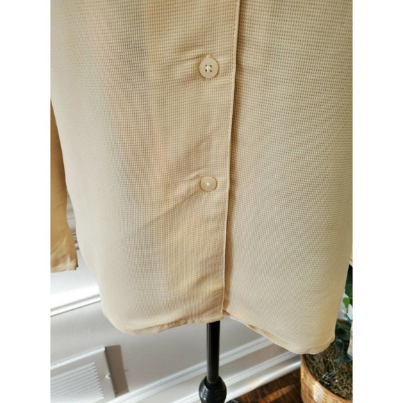 Munsingwear Women's Cream Rayon Buttons Front Long Sleeve Top Shirt Size Medium - Picture 4 of 11